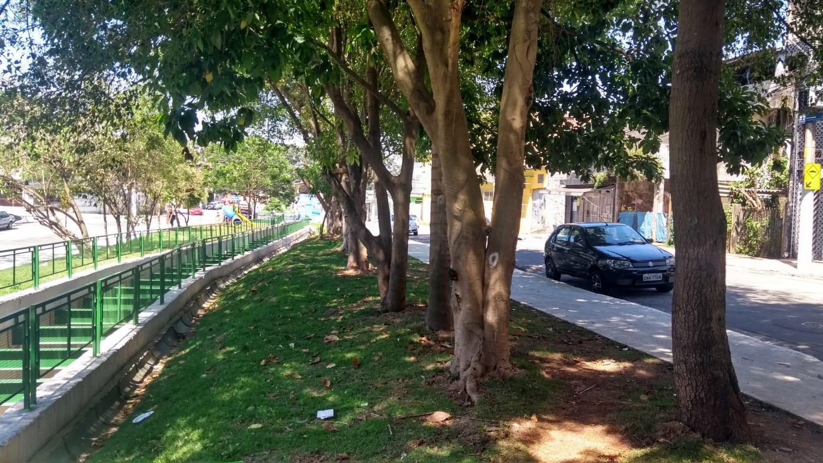 Casa ampla em Itaquera com garagem e edícula, Casa à Venda em Itaquera com Edícula – Próxima à Futura Estação Linha 14 da CPTM